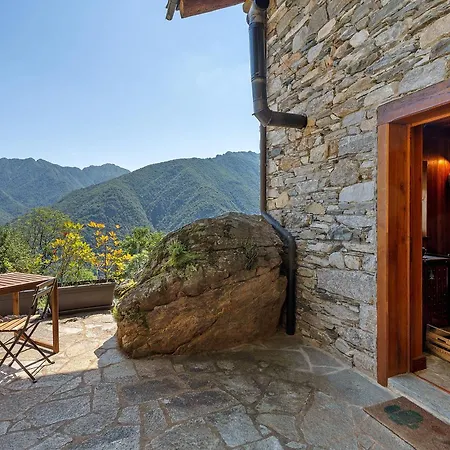 La Libellula Chalet Scopello (Piedmont)