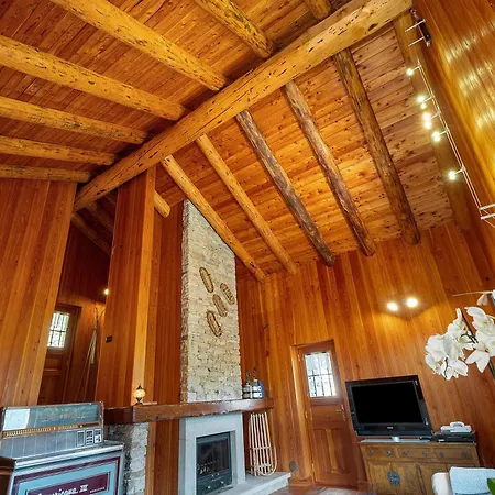 La Libellula Chalet *